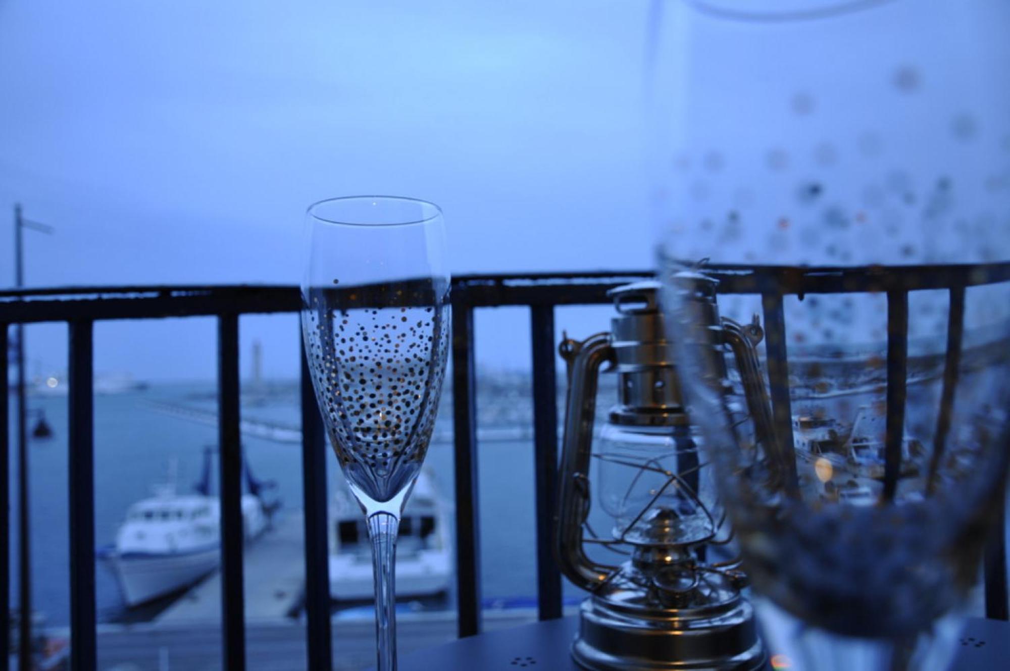 "Luigi" Balcon Sur La Mer Et Le Port De Сет Экстерьер фото